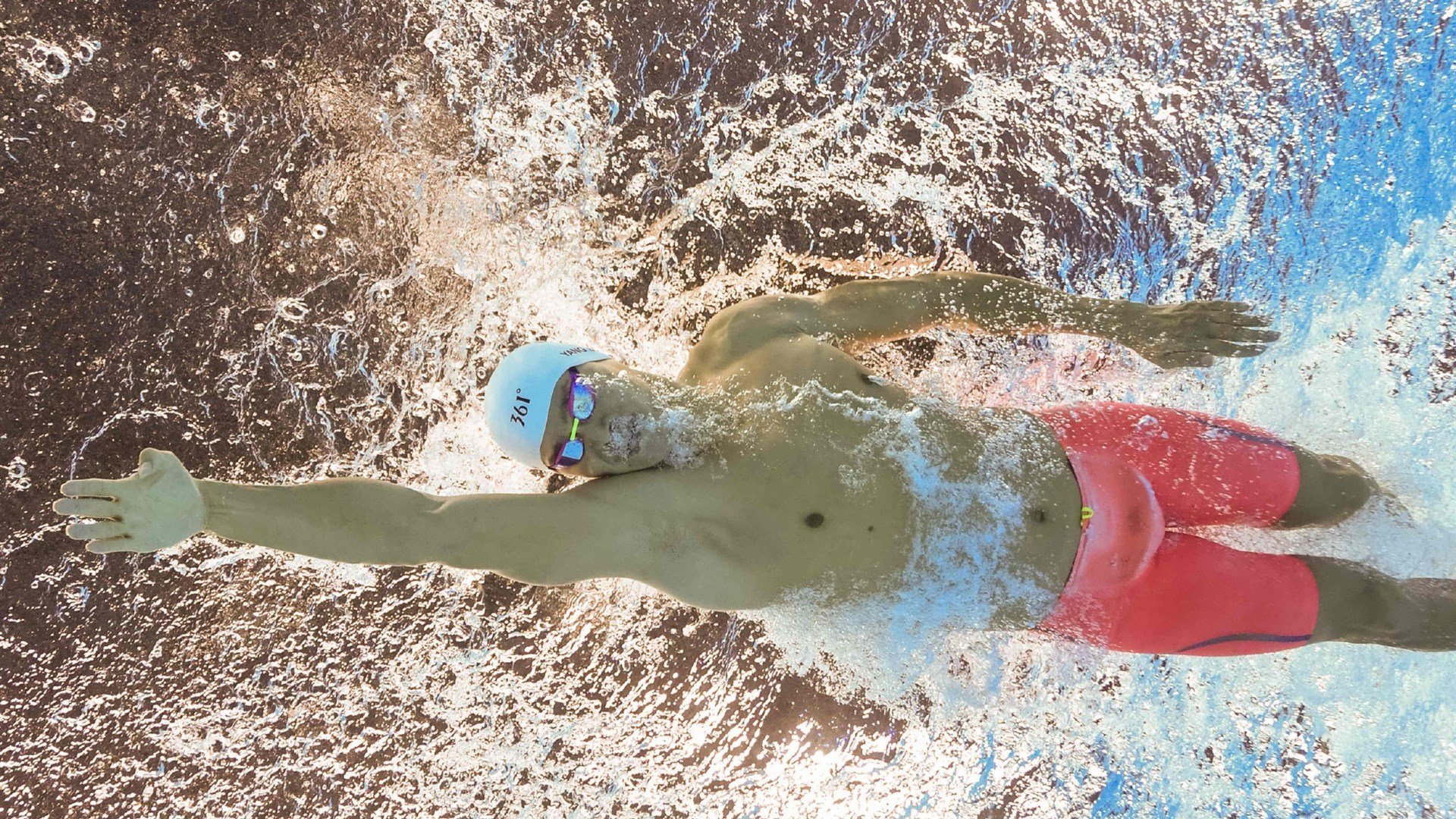 九游网-最佳瞬间：王强压哨三分助北京逆转！