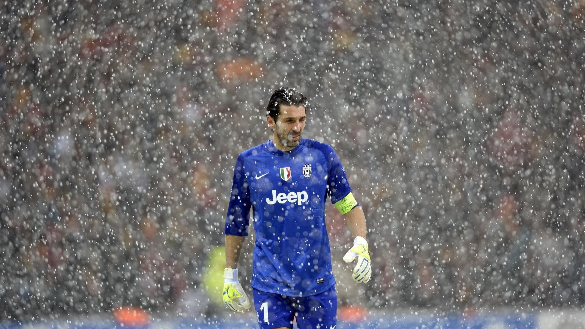 九游登录入口-青少年足球公益项目走进农村，惠及偏远地区儿童，青少年足球训练基地