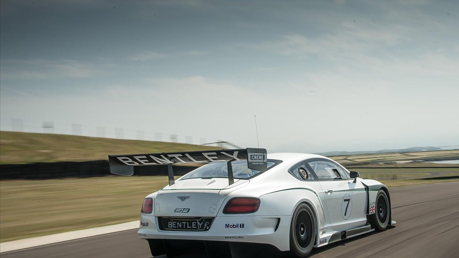 Jiuyou-热刺后防稳固，白百合目标欧战，热刺绰号白百合