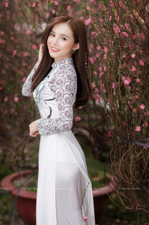 阿贾克斯精妙反击,四强奇迹引人喝彩,阿贾克斯视频